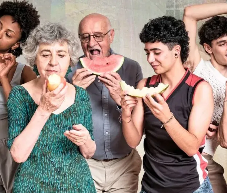 Doce metros cuadrados de piel